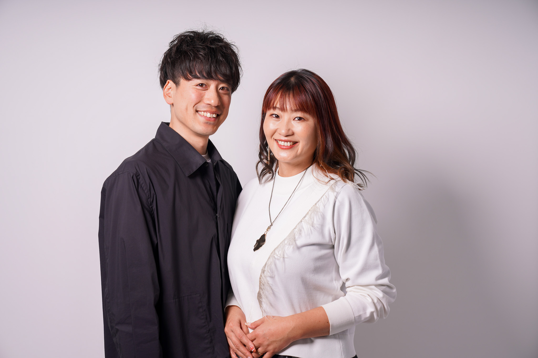 町田涼と、一緒に事業を運営する妻の祐子